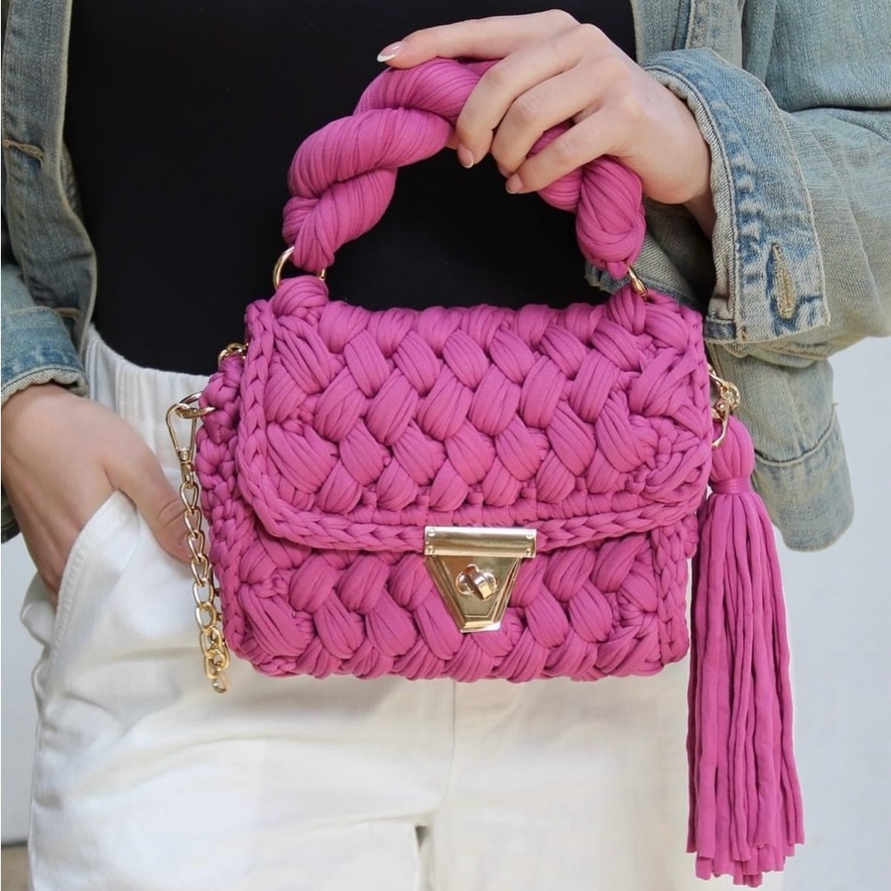 Vici Fuchsia Woven Mini Bag | Crochet Texture | Gold Chain Crossbody | NWOT